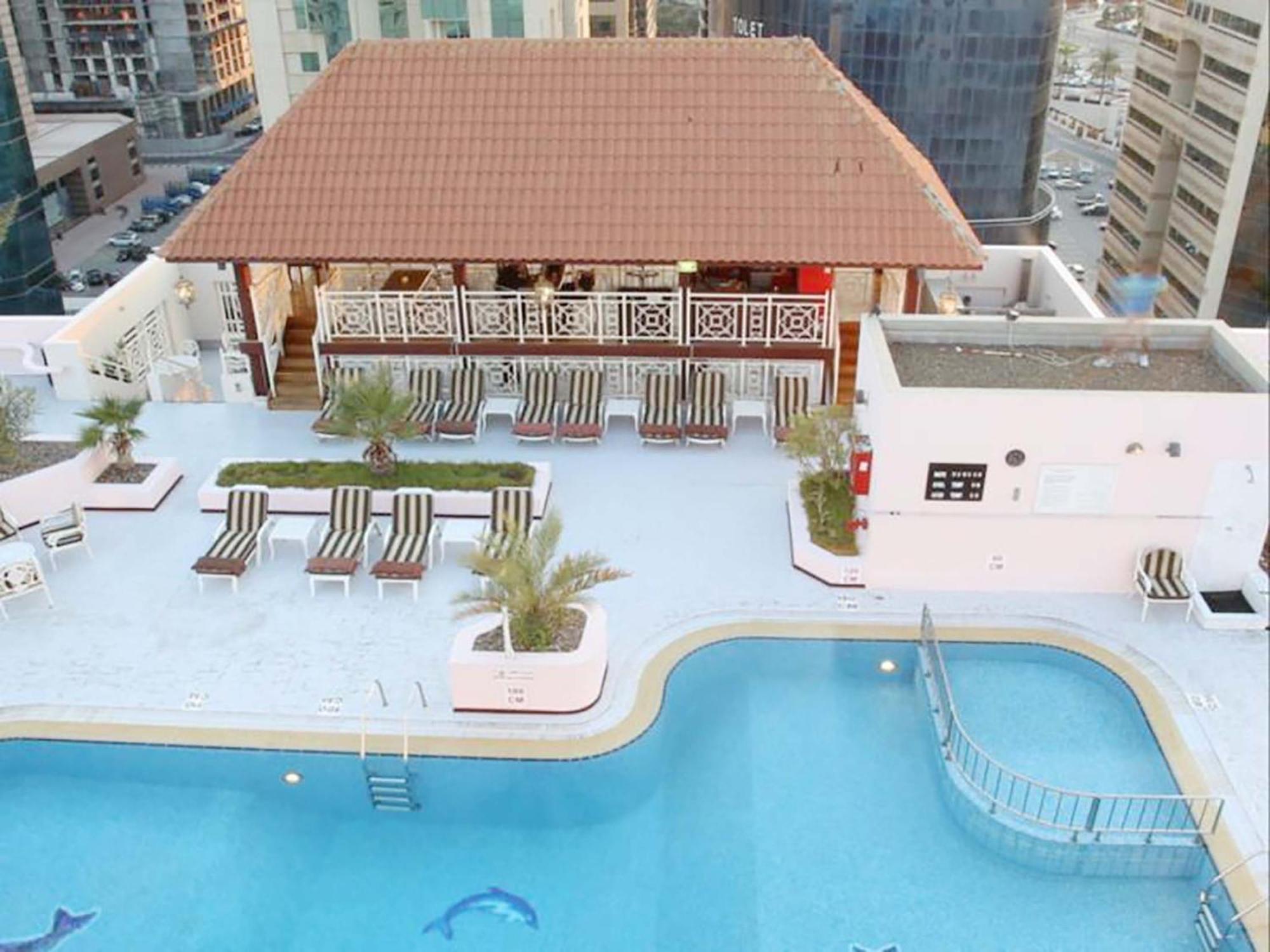 Knight Castle Hotel - Formerly Known As Carlton Palace Hotel Dubai Exteriör bild