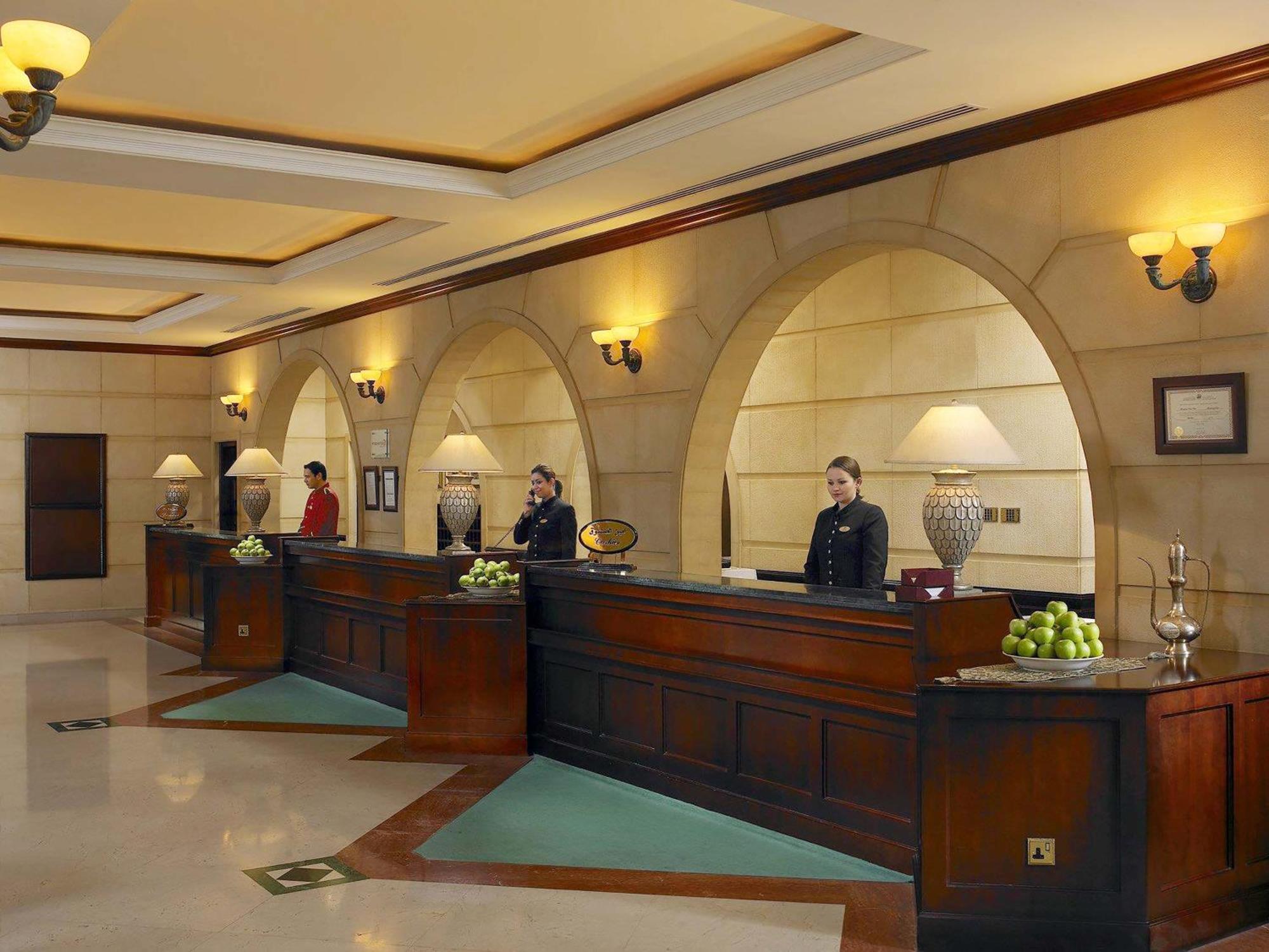 Knight Castle Hotel - Formerly Known As Carlton Palace Hotel Dubai Exteriör bild