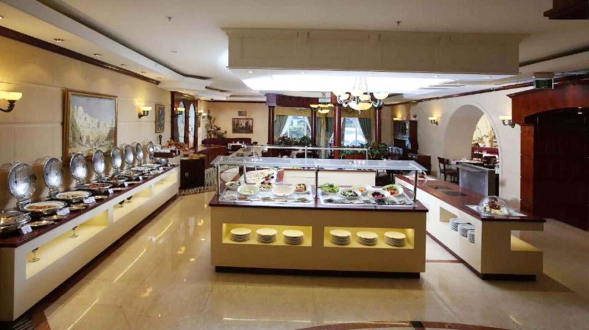 Knight Castle Hotel - Formerly Known As Carlton Palace Hotel Dubai Exteriör bild